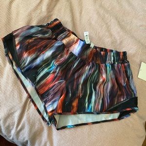 Lululemon shorts size 8